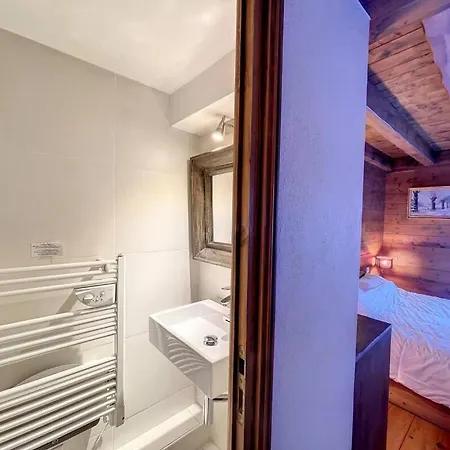 3br Centre Living In